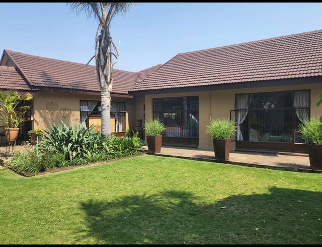 3 BEDROOM HOUSE FOR SALE IN STRUBENVALE